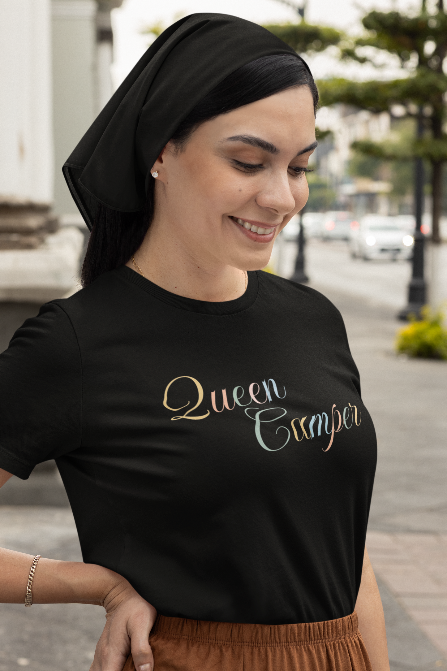 QUEEN CAMPER